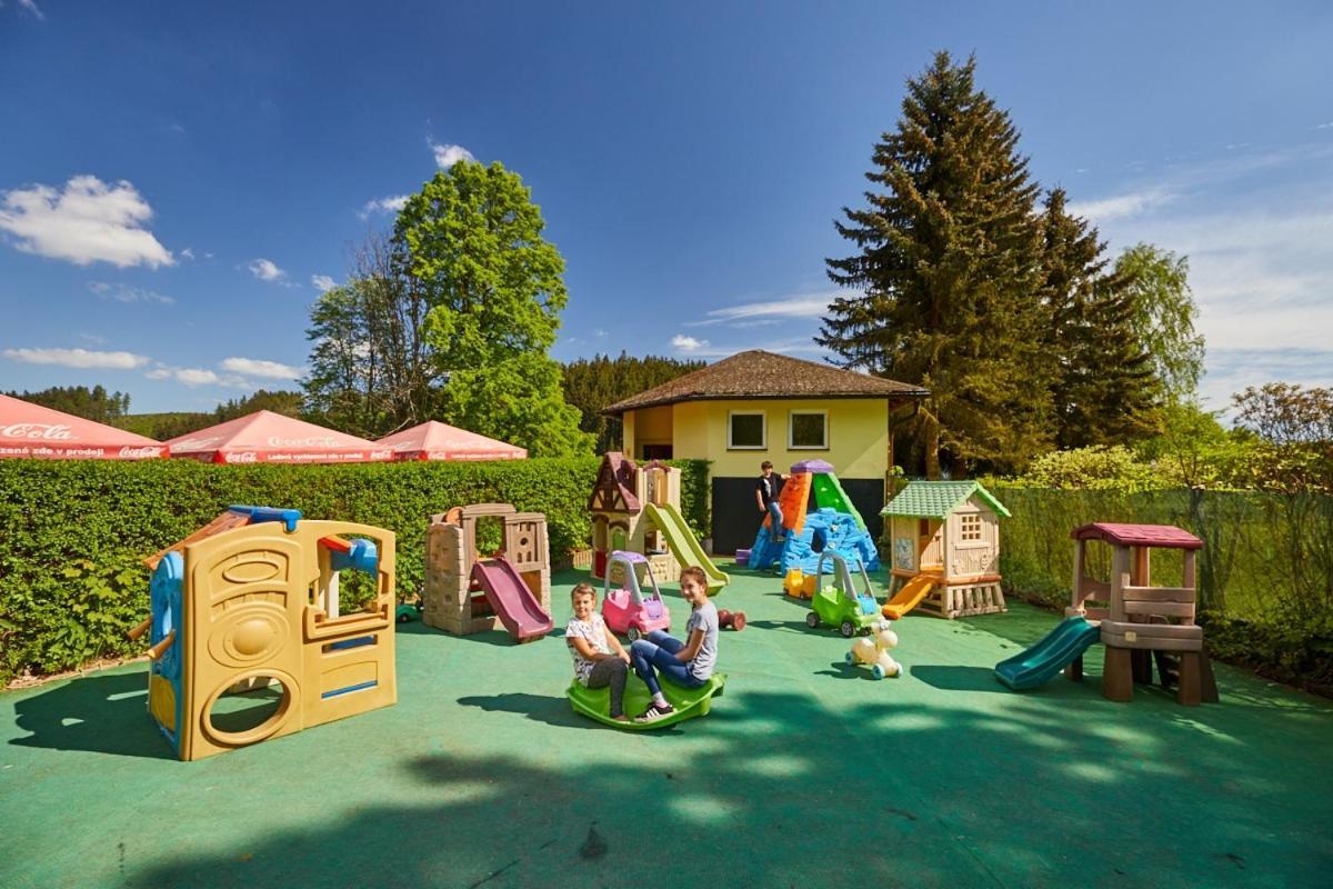 Camp Dolce Ξενοδοχείο Trutnov Εξωτερικό φωτογραφία